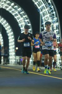 BIB: 41827, 1223, 43357
                            <button type="button" onclick="openModal(21111462)" class="btn btn-primary btn-sm float-right btn-popup" data-toggle="modal" data-target=".modal-high-quality">
                        <i class="fas fa-shopping-cart"></i> Add to Cart
                    </button>
                                            <button type="button" onclick="isThisMe(21111462, true)" class="btn btn-success btn-sm float-right btn-popup btn-isme hidden" data-toggle="tooltip" data-placement="bottom" title="นี่คือรูปของคุณใช่ไหม คลิกที่นี่เพื่อเอาเข้าอัลบั้ม">
                        <i class="fas fa-plus"></i> Add to album
                    </button>
                    <button type="button" onclick="isThisMe(21111462, false)" class="btn btn-warning btn-sm float-right btn-popup btn-isnotme hidden">
                        <i class="fas fa-ban"></i> Remove from album
                    </button>